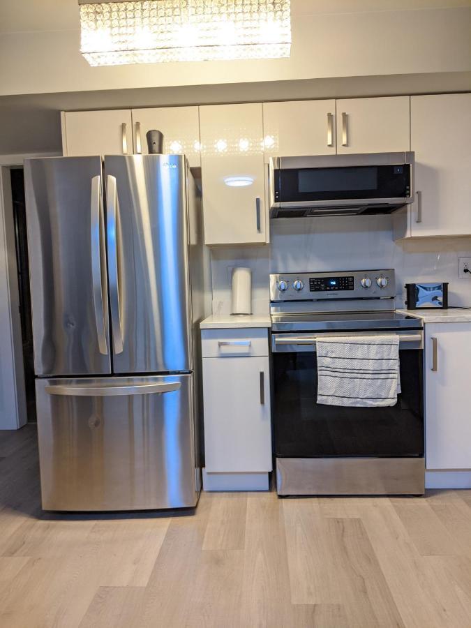 Modern & Luxurious Suites In Surrey Luaran gambar