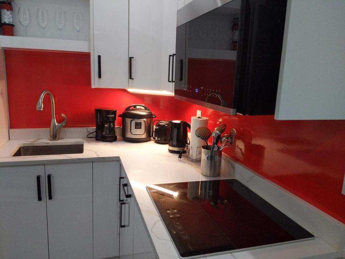 Modern & Luxurious Suites In Surrey Luaran gambar