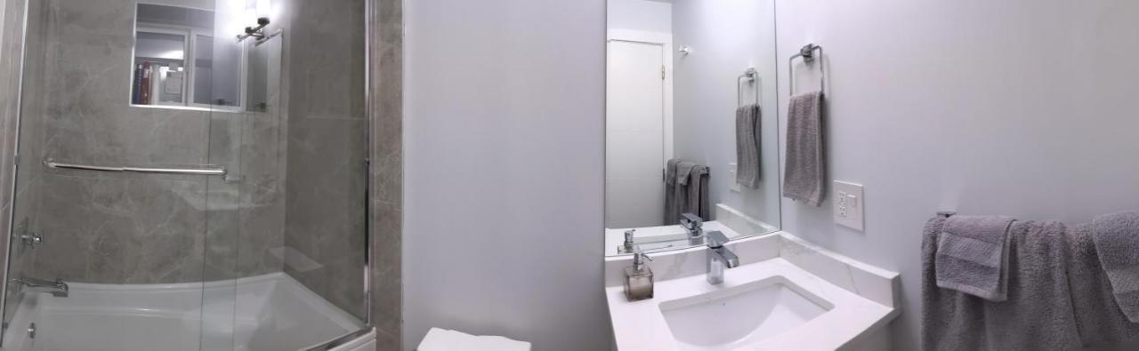 Modern & Luxurious Suites In Surrey Luaran gambar