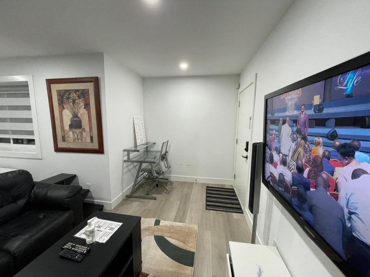 Modern & Luxurious Suites In Surrey Luaran gambar