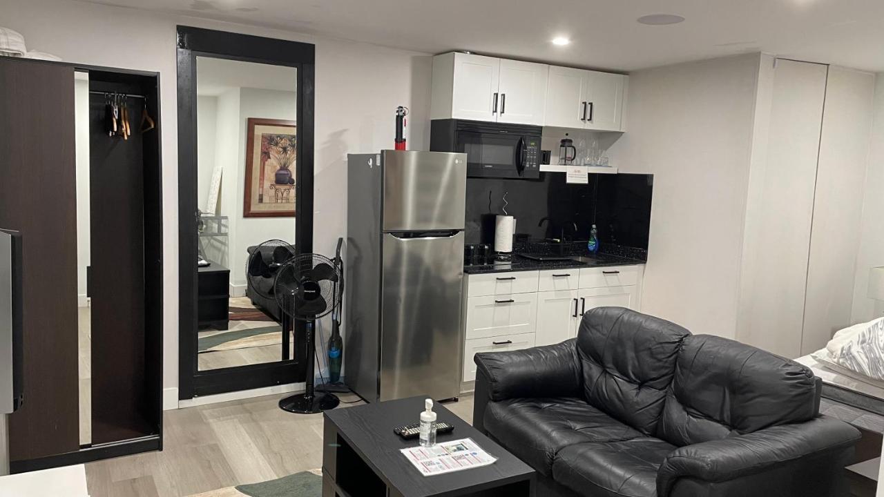 Modern & Luxurious Suites In Surrey Luaran gambar