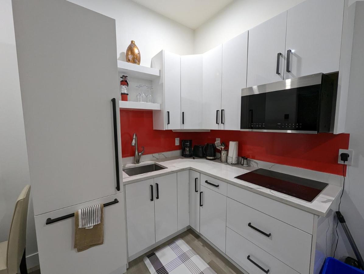 Modern & Luxurious Suites In Surrey Luaran gambar