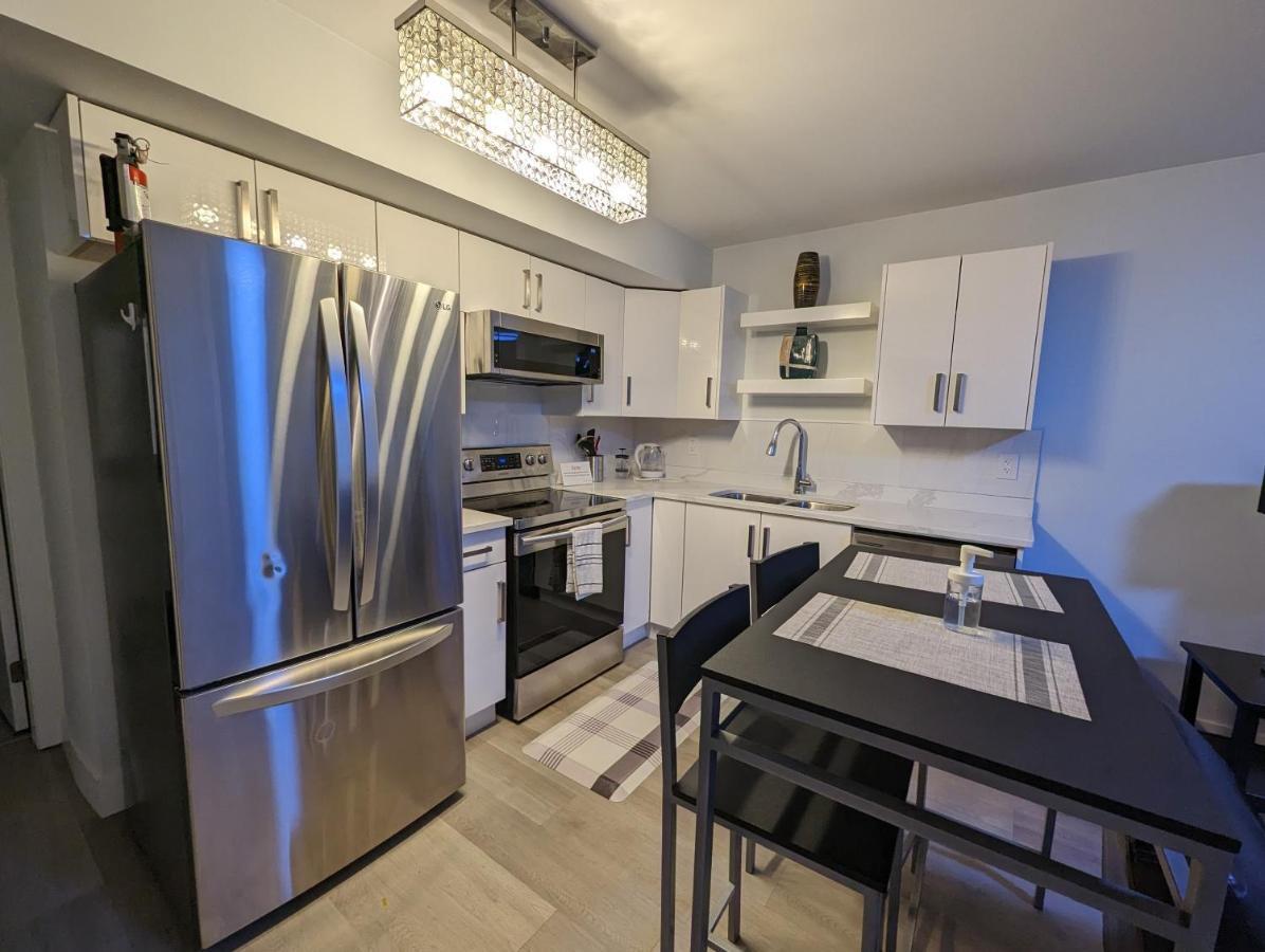 Modern & Luxurious Suites In Surrey Luaran gambar
